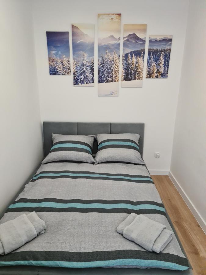 Apartament De Luxe Emily Jelenia Góra Kültér fotó